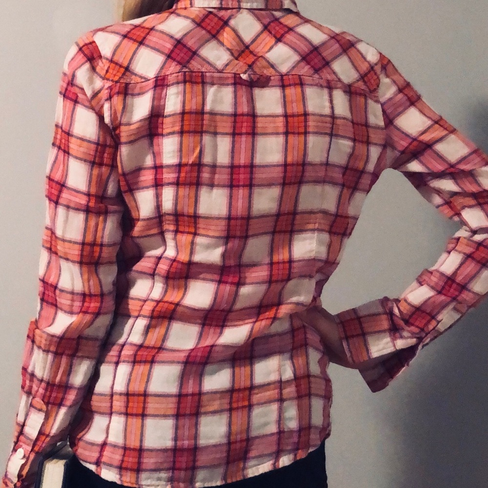 Aéropostale button down plaid shirt.